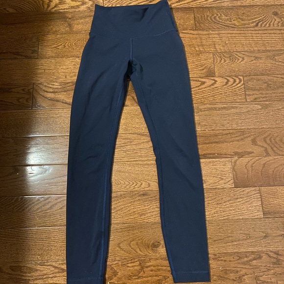 Lululemon navy leggings - Picture 3 of 7